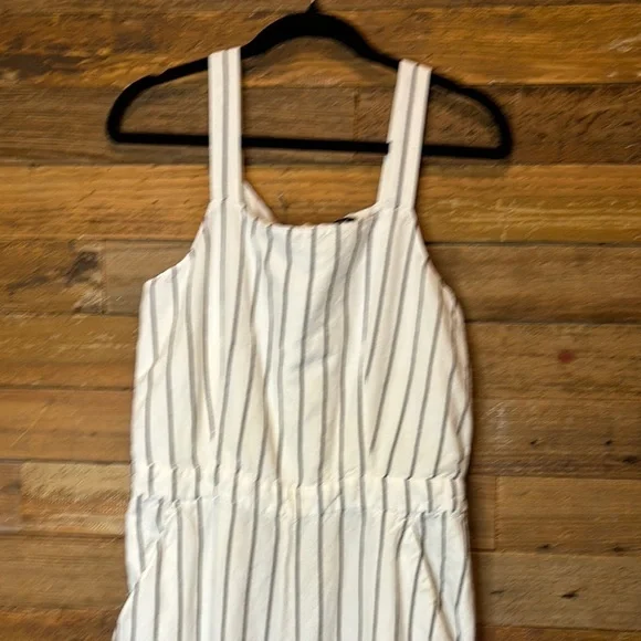 Ann Taylor Linen White Striped Linen Jumpsuit adorable!! - Picture 3 of 8